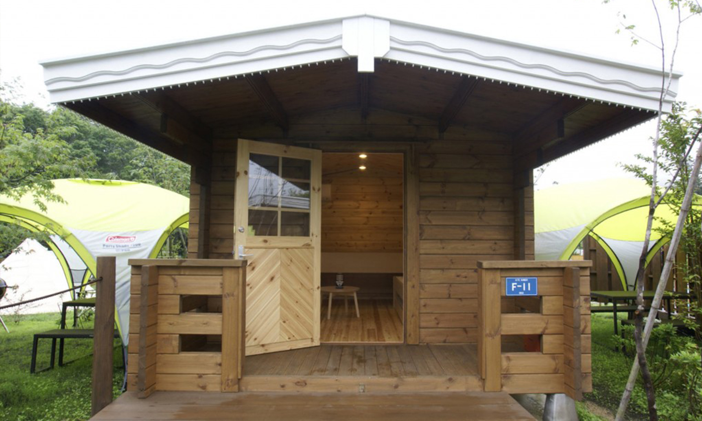 GLAMPING TENT